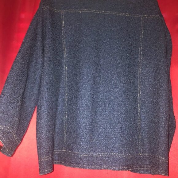 Women's Button Down Super Stretchy Denim Colored Shirt NWOT - Picture 6 of 7